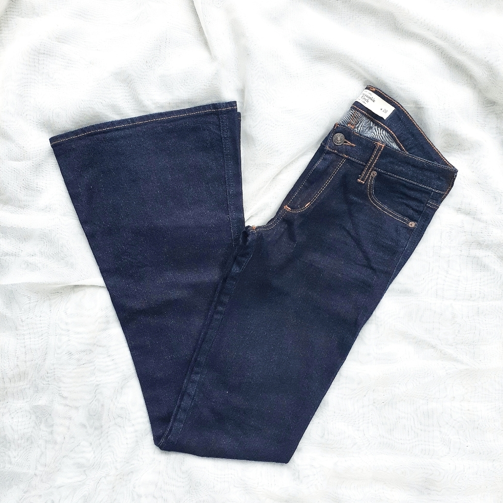 vintage y2k abercrombie dark wash bell bottoms - Picture 5 of 13